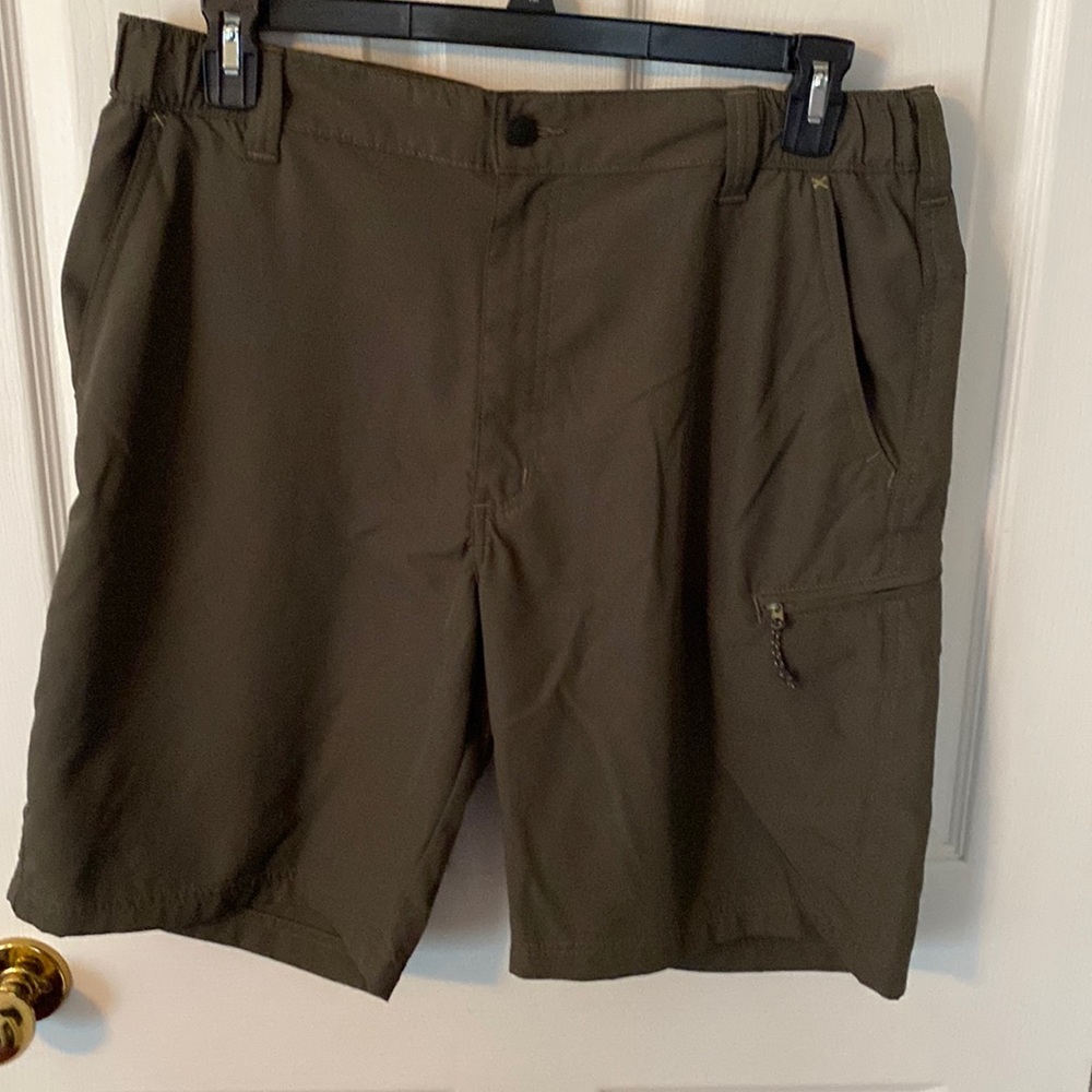 Wrangler shorts for men